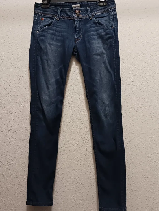 Women's Hudson Jeans With Back Pocket Flaps Size 27 - Picture 1 of 4